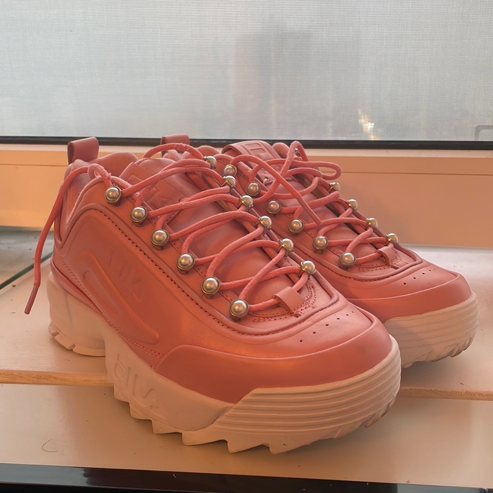 Fila Disruptor Zero Pearl in Pink size 7.5